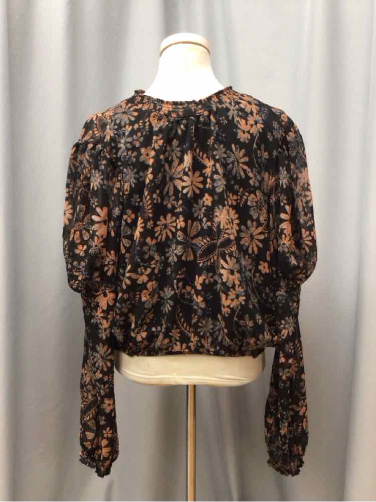 FREE PEOPLE SIZE SMALL Ladies BLOUSE