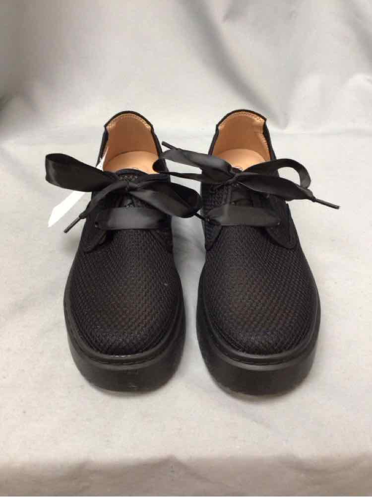 BEAUSEEN SIZE 7 Ladies SHOES