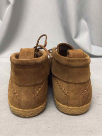 UGG SIZE 7 Ladies SHOES