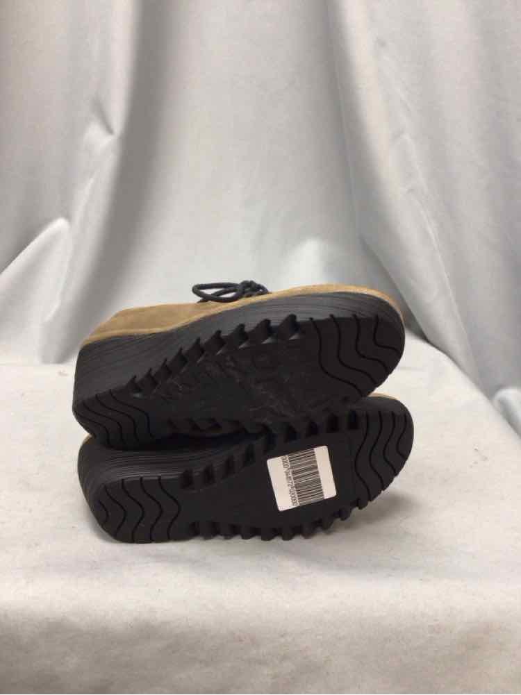FLY LONDON SIZE 37 Ladies SHOES