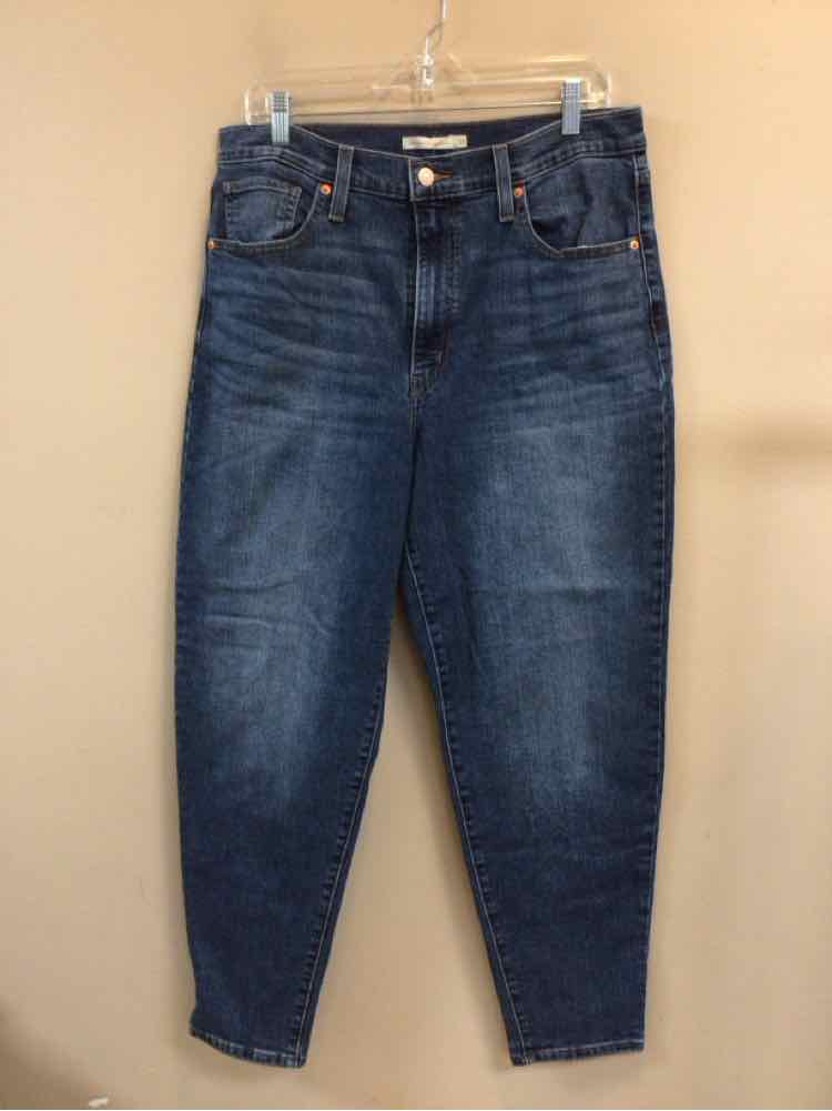 LEVI STRAUSS & CO SIZE 33 Ladies JEANS