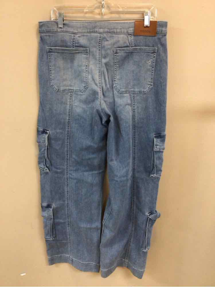 HIDDEN SIZE 28 Ladies JEANS