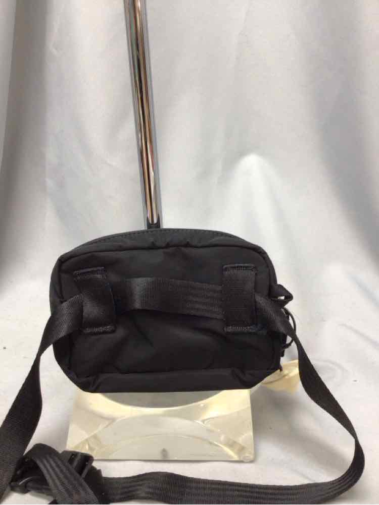 ATHLETA Ladies BAG