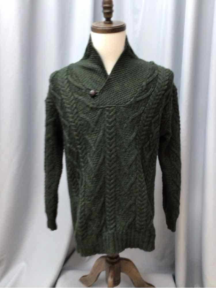 SIZE LARGE INISCRAFTS Men's SHIRTS