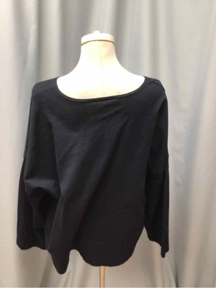 BRYN WALKER SIZE MEDIUM Ladies TOP