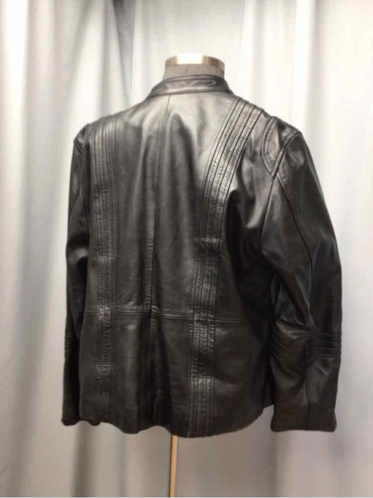 AVENUE SIZE 22/24 Ladies JACKET