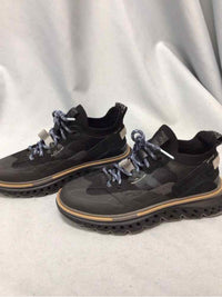 ZEROGRAND SIZE 6 1/2 Ladies SHOES