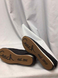 COACH SIZE 7 1/2 Ladies SHOES