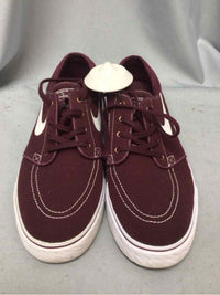 SIZE 11 NIKE Men's SHOES