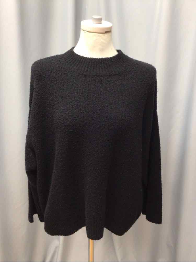 VINCE SIZE SMALL Ladies TOP