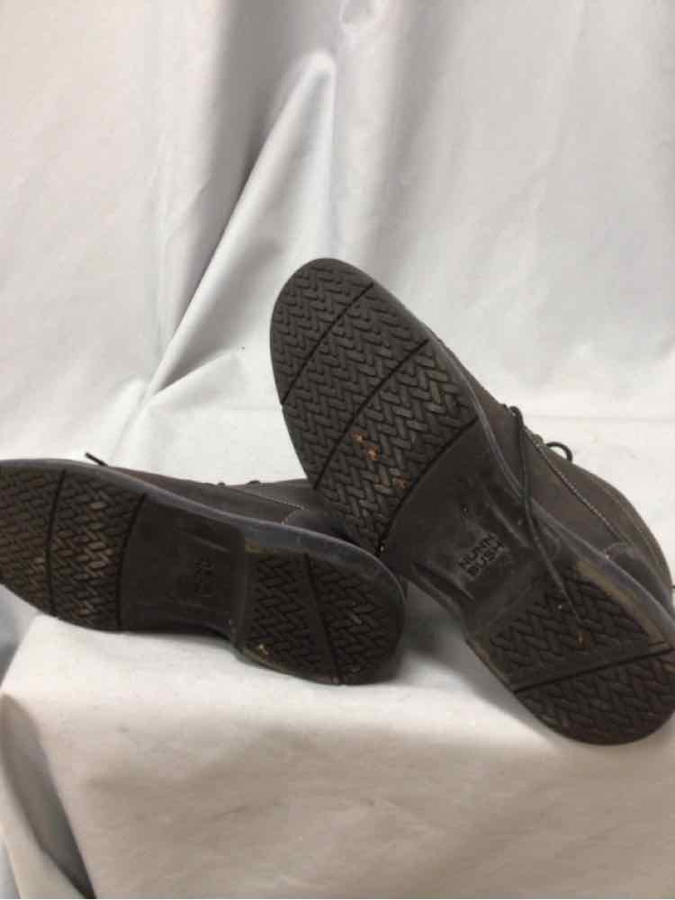 SIZE 9 1/2 NUNNBUSH Men's SHOES
