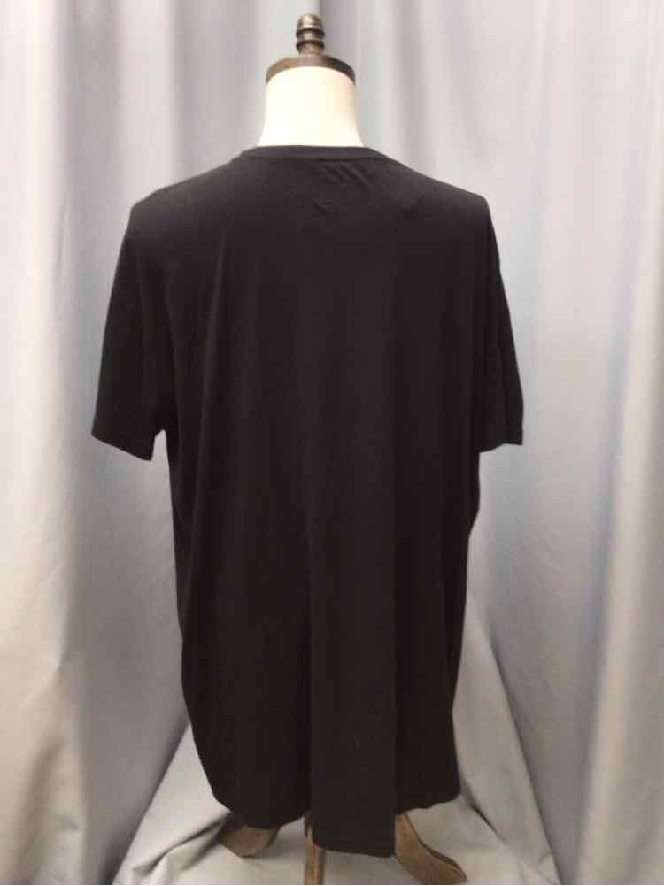 SIZE X LARGE GOODIE TWO SLEEVES Men's SHIRTS
