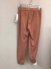 LULULEMON SIZE 6 Ladies EXERCISE