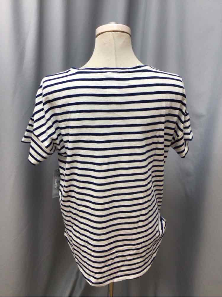 CHICOS SIZE MEDIUM Ladies TOP