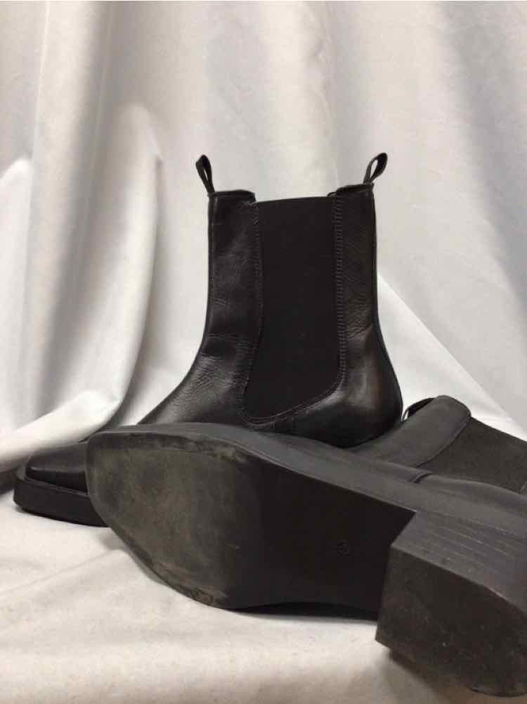 H & M SIZE 40 Ladies SHOES