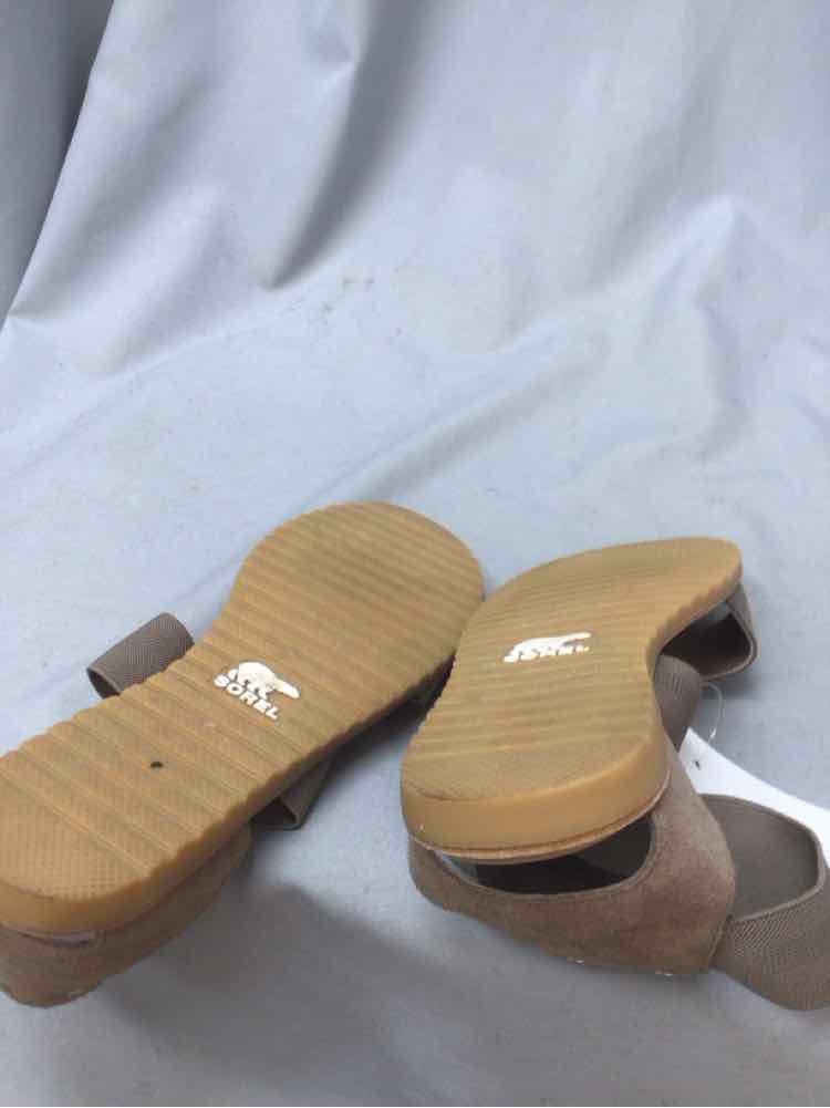 NATURALIZER SIZE 10 Ladies SHOES