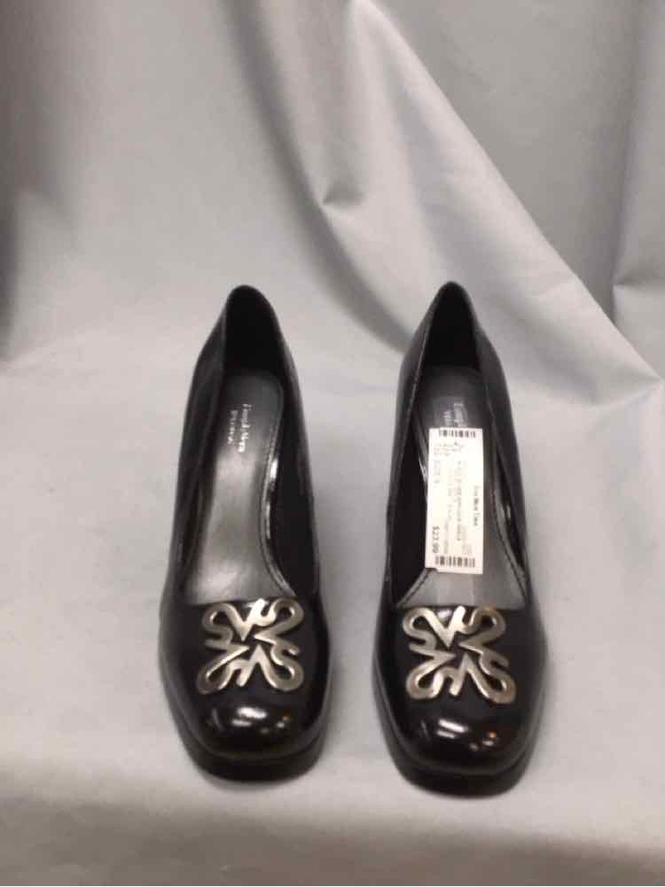 SIMPLY VERA SIZE 9 Ladies SHOES
