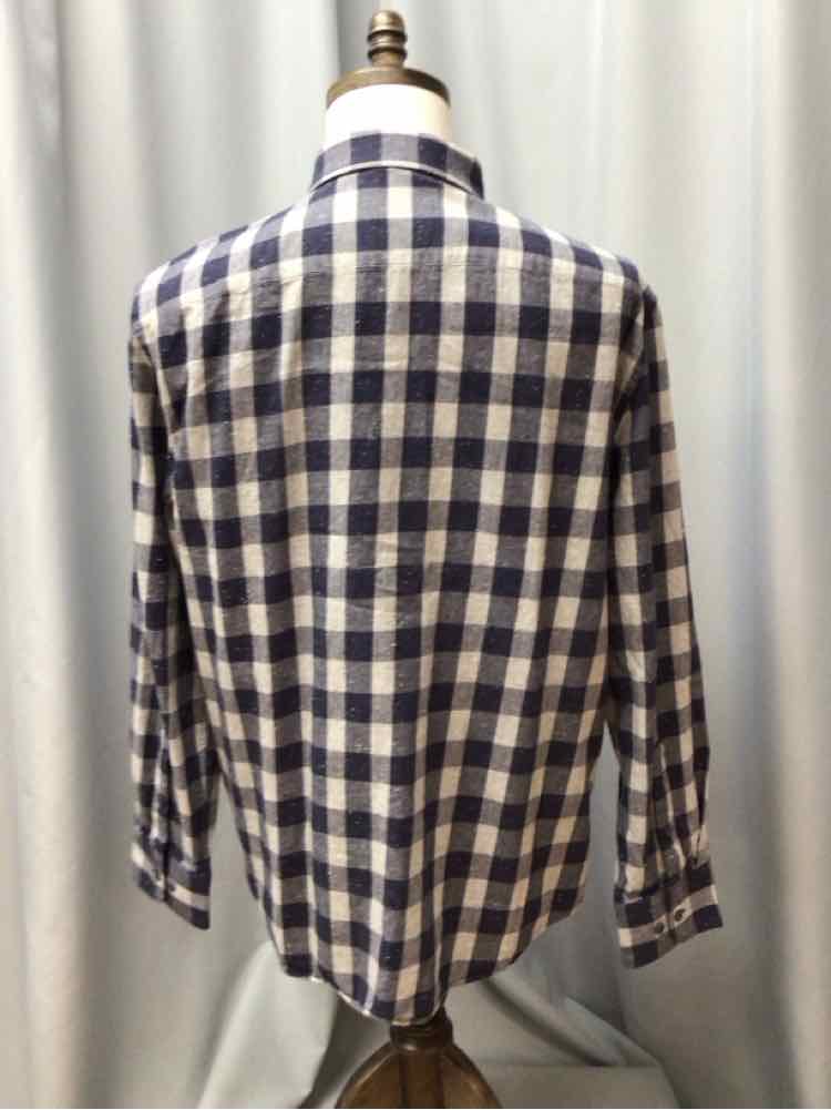 SIZE X LARGE UNTUCKIT Men's SHIRTS
