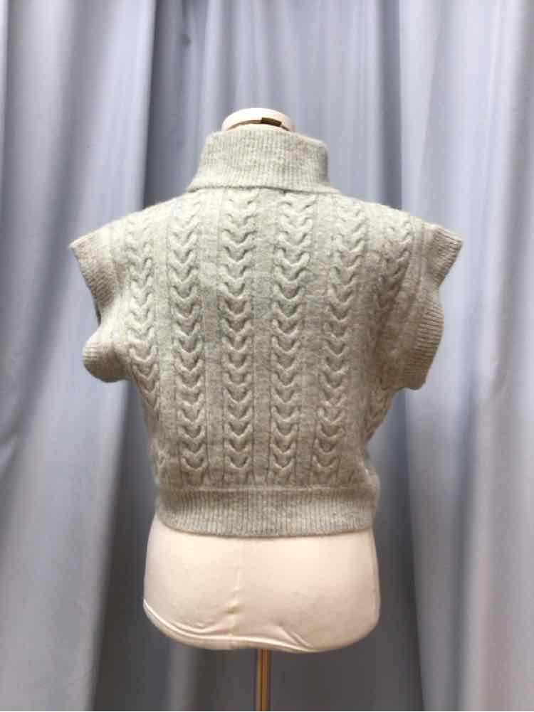 VESTIQUE SIZE XSMALL Ladies TOP
