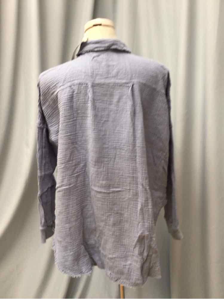 PINK LILLY SIZE LARGE Ladies BLOUSE
