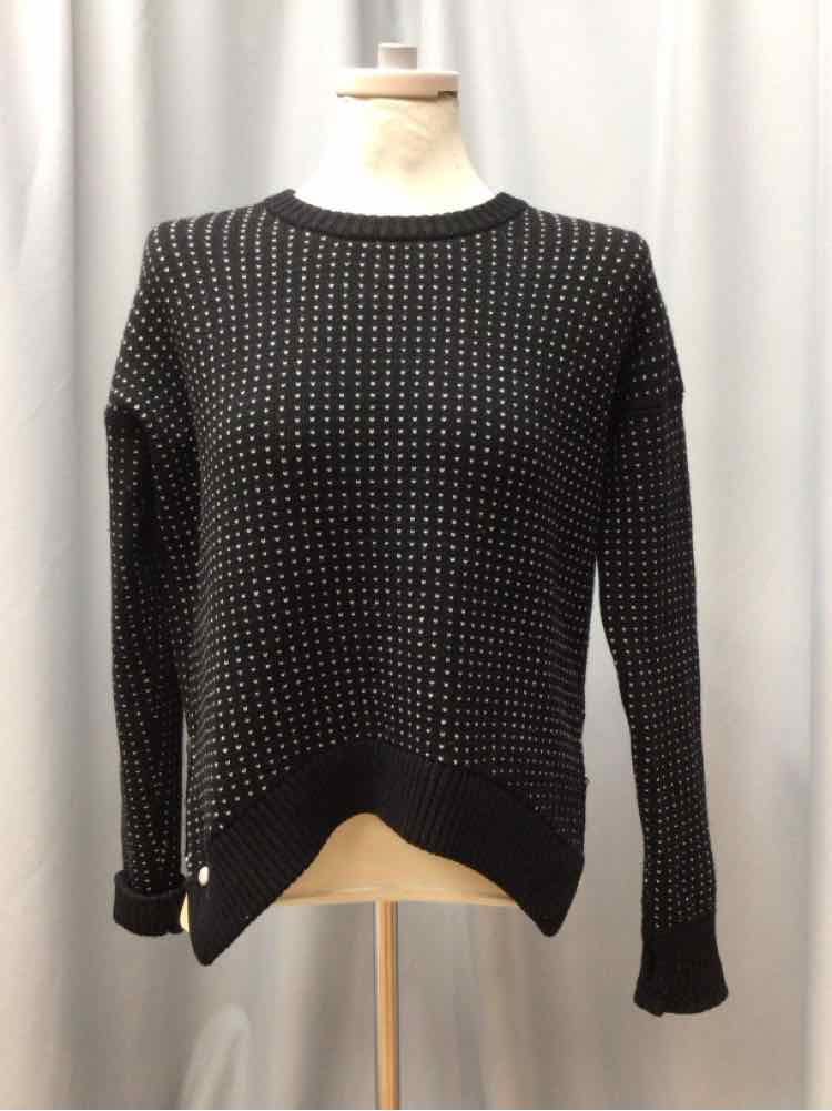 LULULEMON SIZE SMALL Ladies TOP