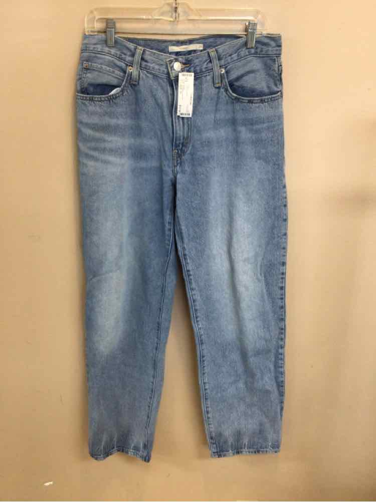 LEVI STRAUSS & CO SIZE 28 Ladies JEANS