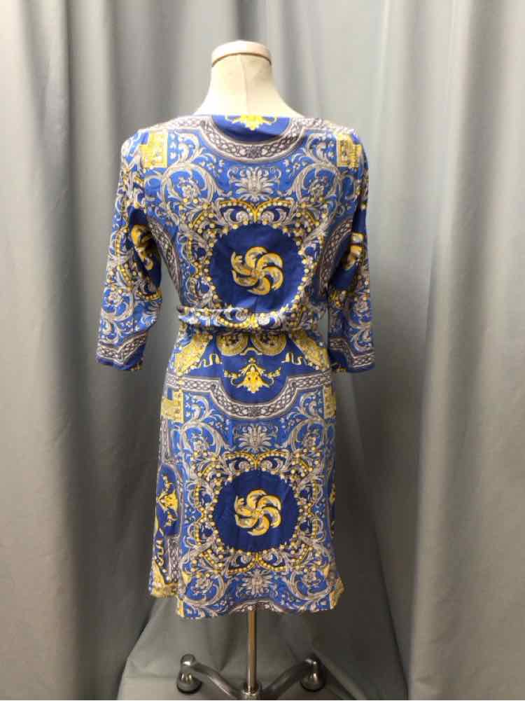 J M HAGGAR SIZE MEDIUM Ladies DRESS