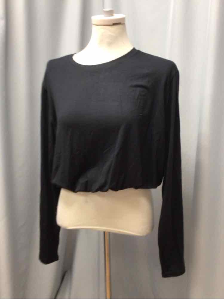 HALARA SIZE LARGE Ladies TOP