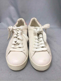 COACH SIZE 9 1/2 Ladies SHOES