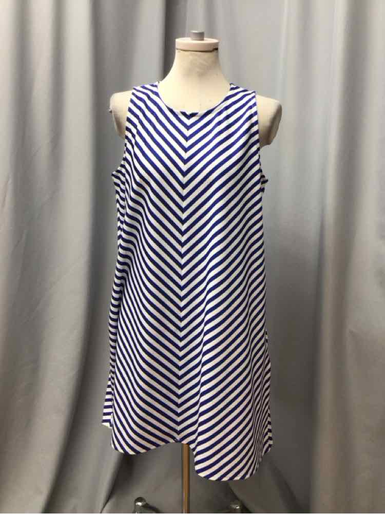 ISLE SIZE MEDIUM Ladies DRESS