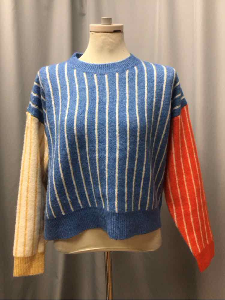 VERNACULAR SIZE S/M Ladies TOP