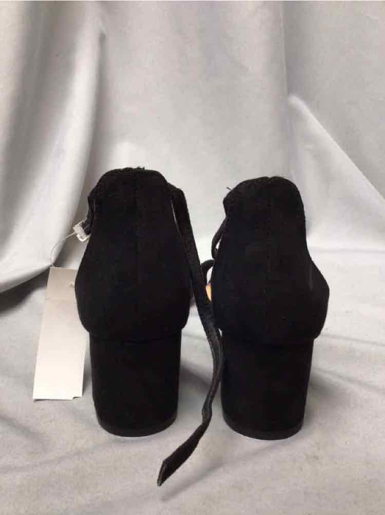 MADDEN NYC SIZE 9 Ladies SHOES