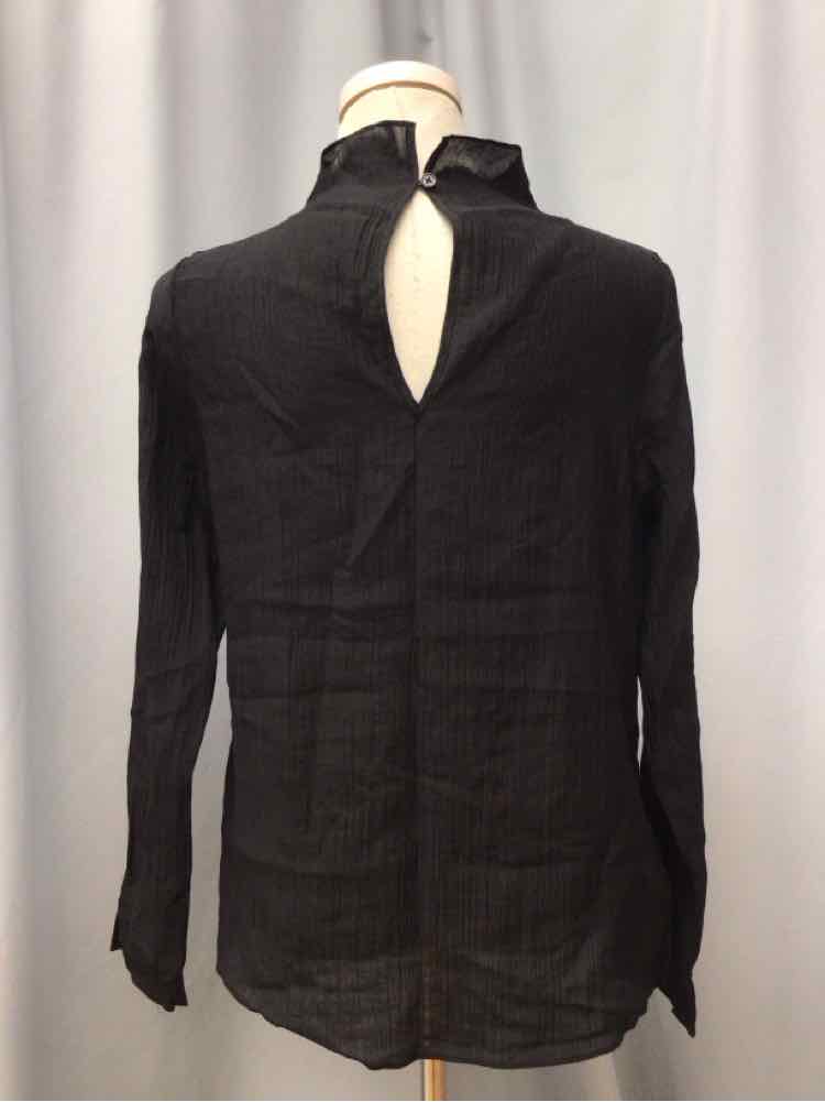 WHO WHAT WEAR SIZE MEDIUM Ladies BLOUSE