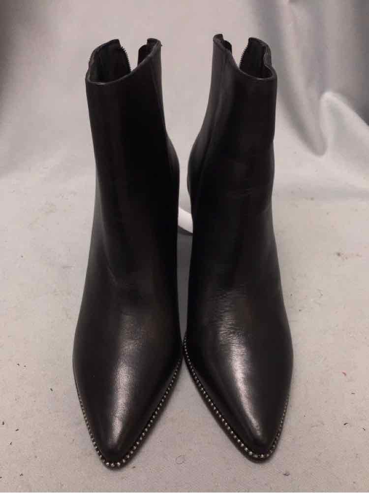 STEVE MADDEN SIZE 8 Ladies SHOES
