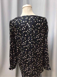 BANANA REPUBLIC SIZE MEDIUM Ladies BLOUSE