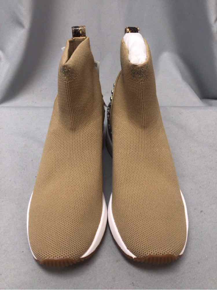 MICHAEL KORS SIZE 6 Ladies SHOES