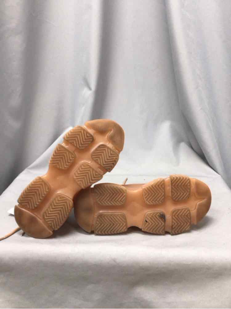 STEVE MADDEN SIZE 8 1/2 Ladies SHOES