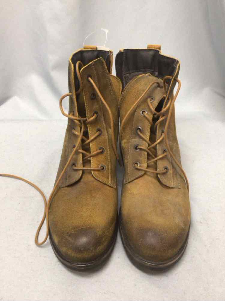 TAOS SIZE 9 Ladies SHOES