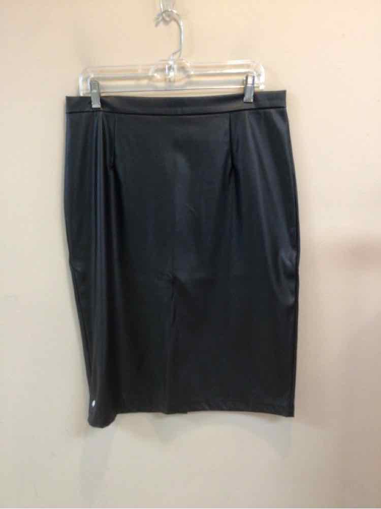 BY NANCY SIZE LARGE Ladies SKIRT
