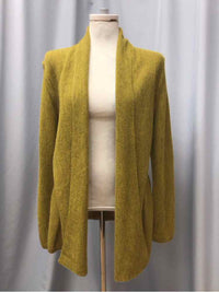 BEYOND THREADS SIZE MEDIUM Ladies TOP