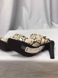 WORTHINGTON SIZE 8 Ladies SHOES