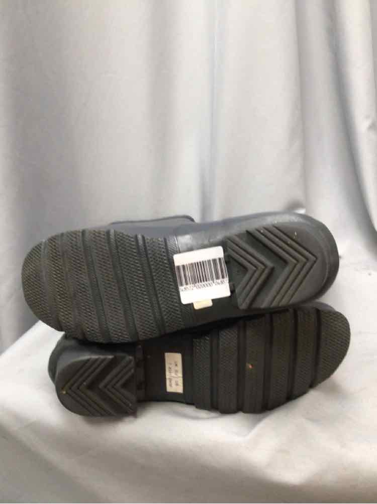 HUNTER SIZE 9 Ladies SHOES