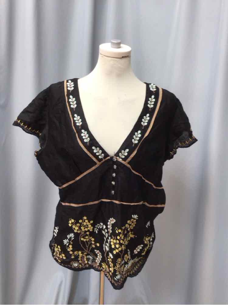 SUNDANCE SIZE 16 Ladies BLOUSE