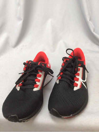 NIKE SIZE 9 Ladies SHOES