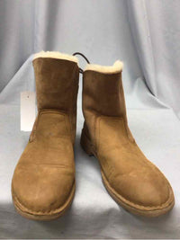 UGG SIZE 9 Ladies SHOES