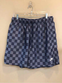 SIZE LARGE NIKE Men's SHORTS