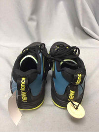 SIZE 9 1/2 NEW BALANCE Men's SHOES