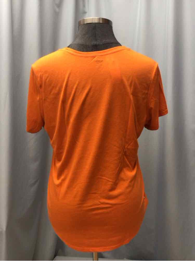 CELEBRATE IT SIZE 22 Ladies TOP