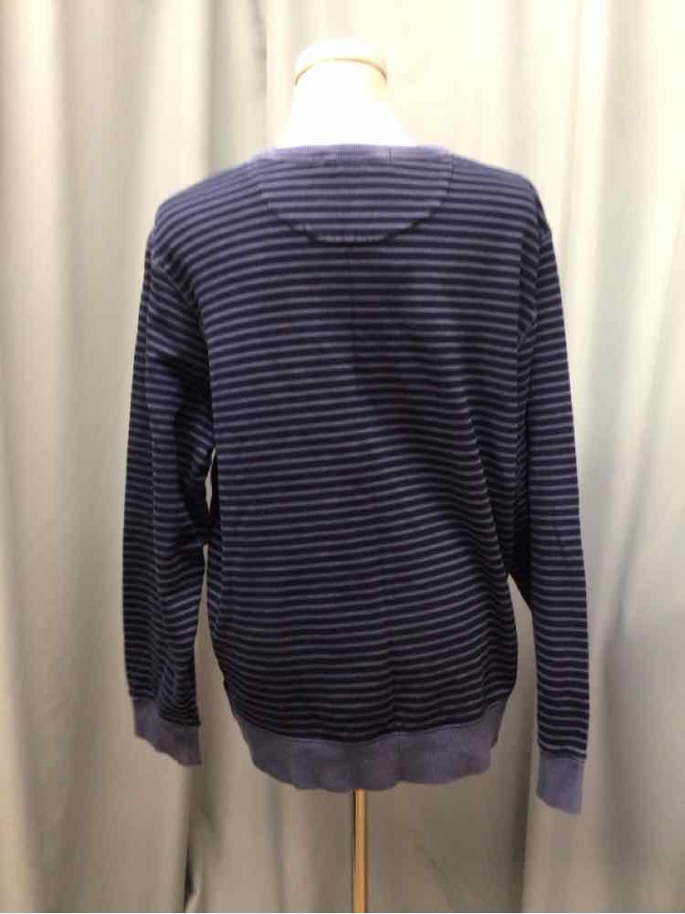 VINEYARD CREW SIZE LARGE Ladies TOP