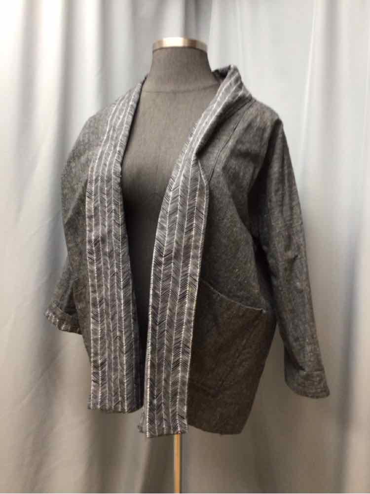 SIZE X LARGE Ladies JACKET